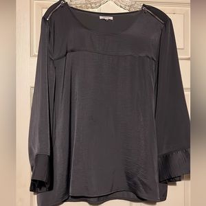 Maurice’s Grey XXL Long Sleeve